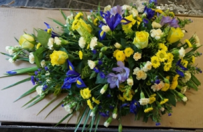 Single Ended Spray - Single ended traditional spray of fresh flowers in colours chosen for a lady or a gentleman.